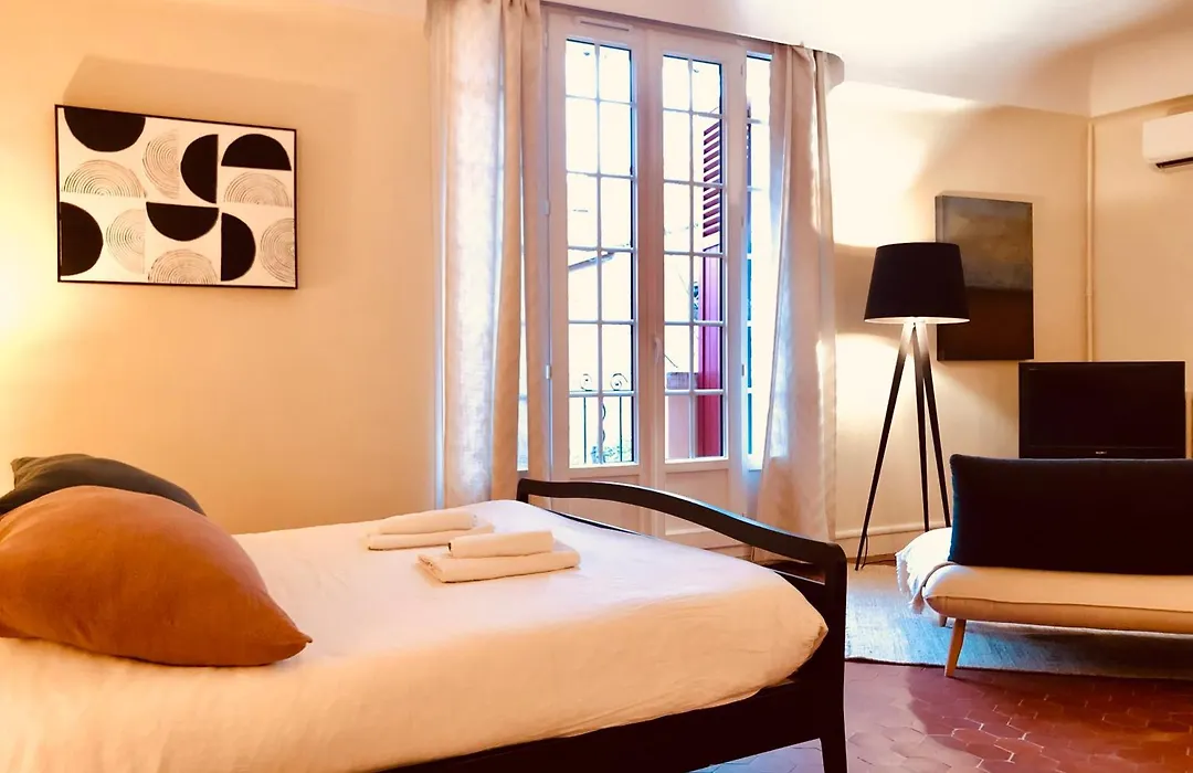 B&B Villa Roumanille-1